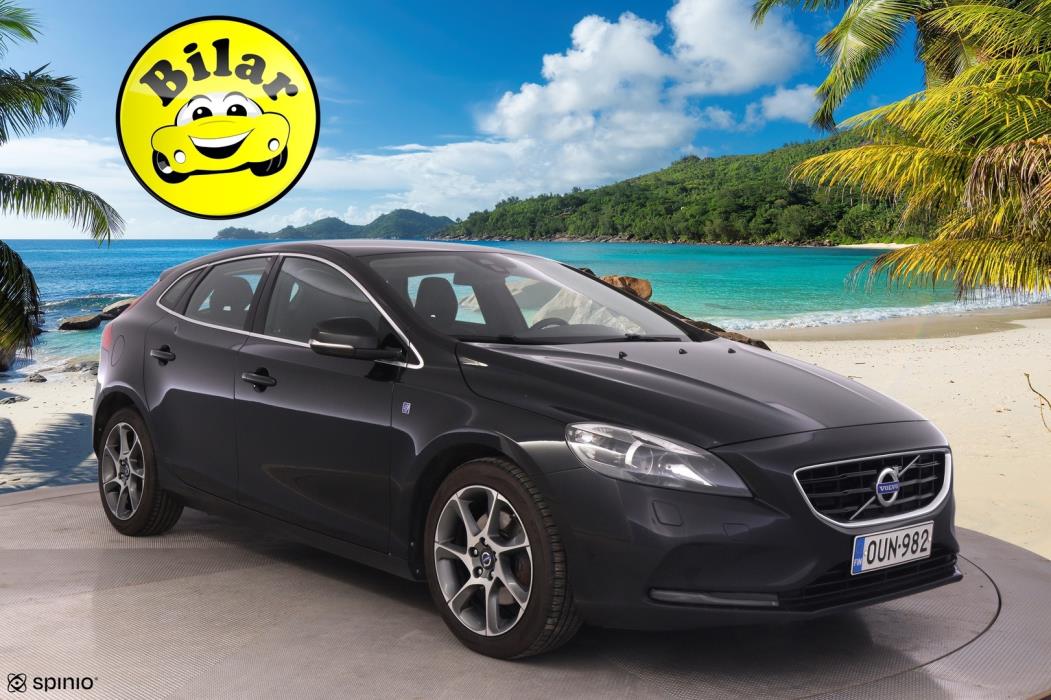 VOLVO V40 2015