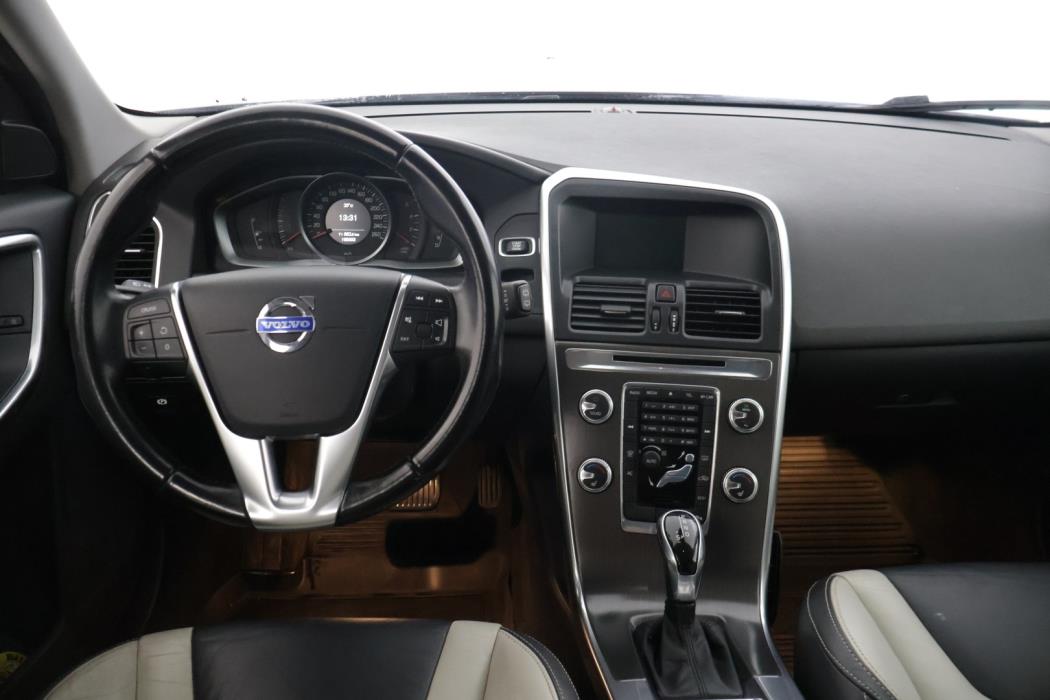 VOLVO XC60 2015