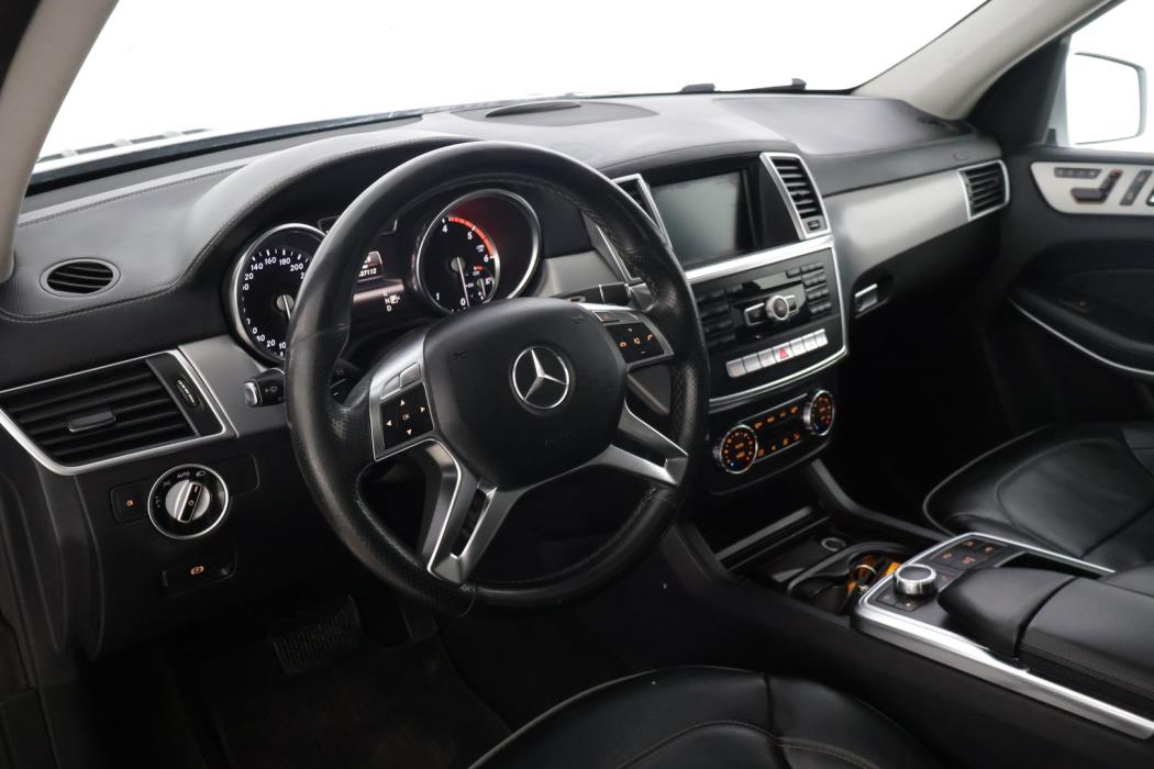 MERCEDES-BENZ GL 2013