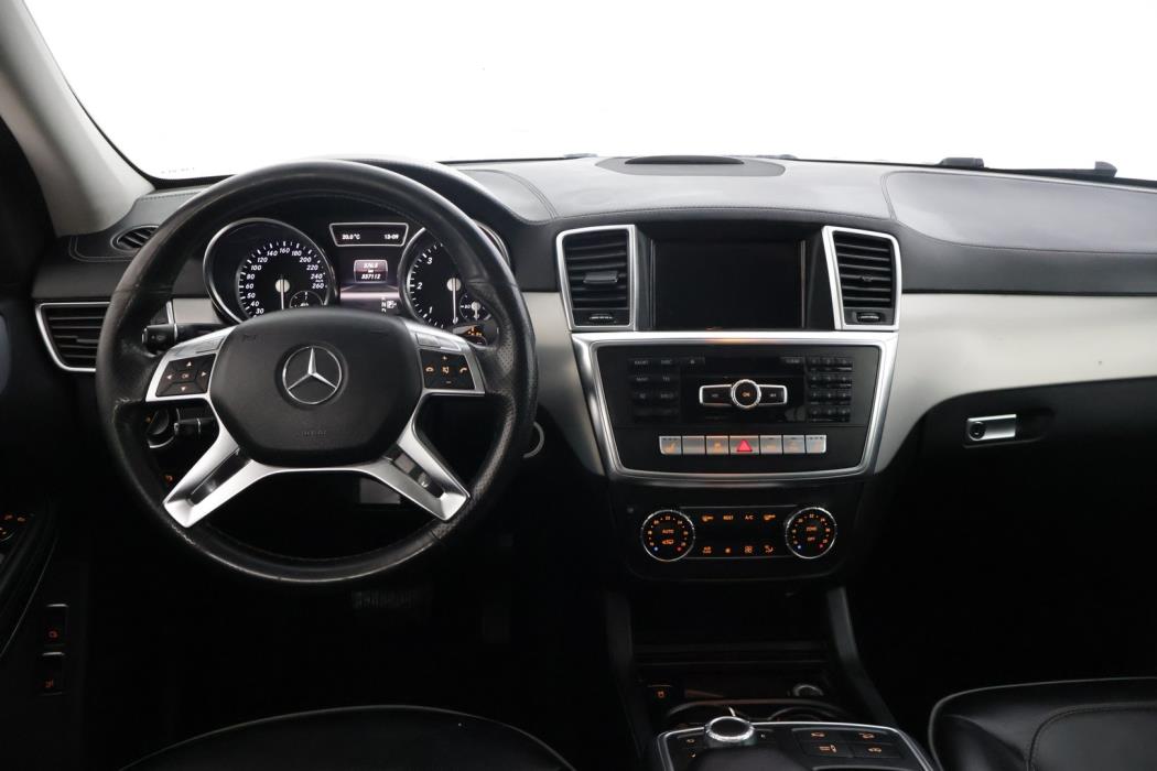 MERCEDES-BENZ GL 2013