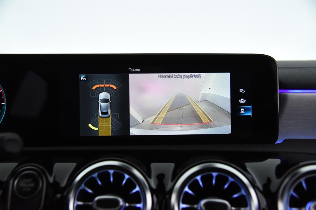 MERCEDES-BENZ A 2020