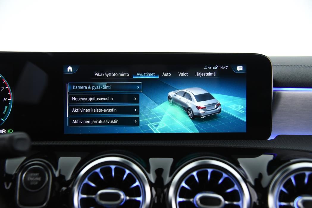 MERCEDES-BENZ A 2020