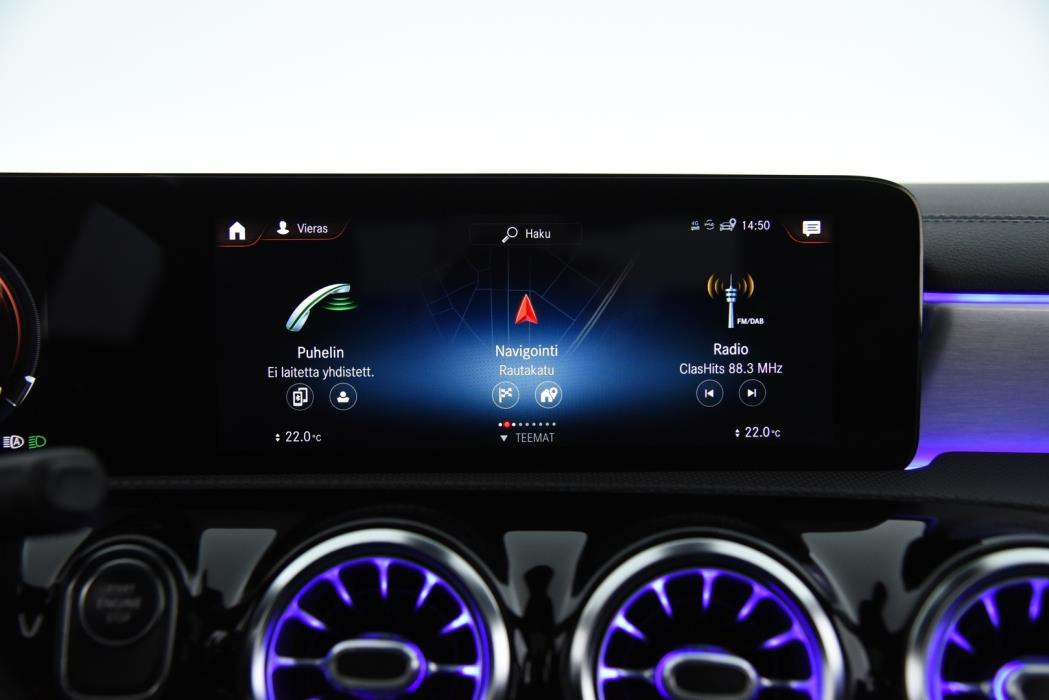 MERCEDES-BENZ A 2020