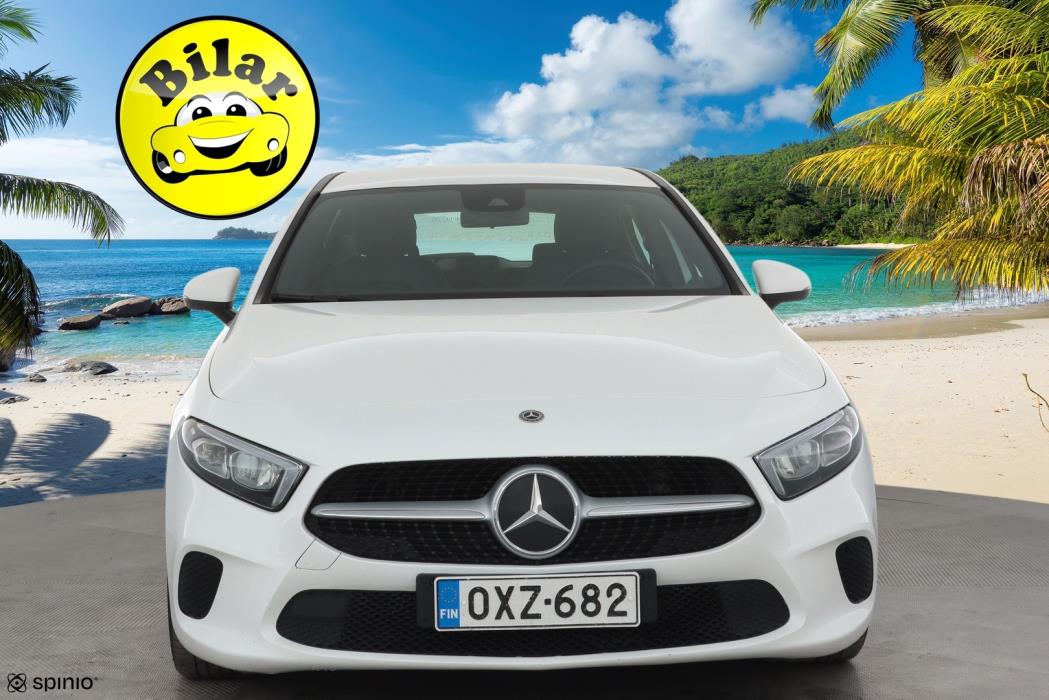 MERCEDES-BENZ A 2020