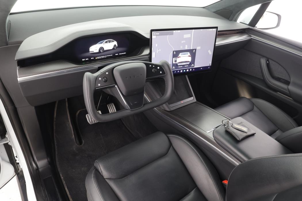 TESLA Model X 2023