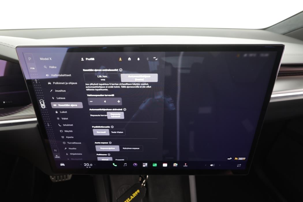 TESLA Model X 2023