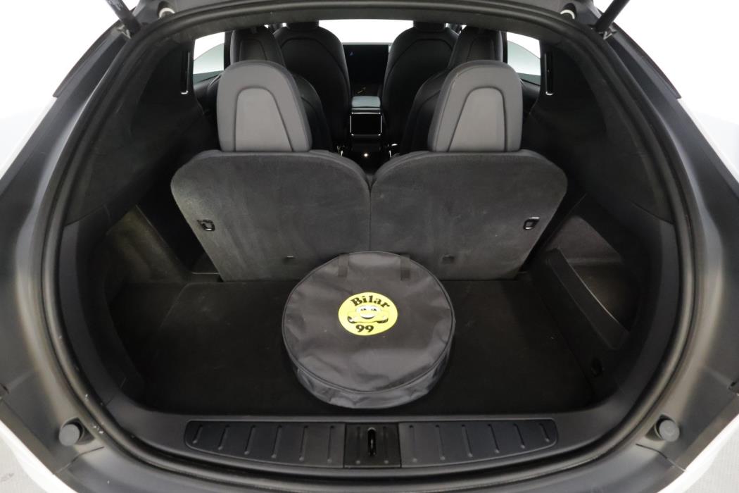 TESLA Model X 2023