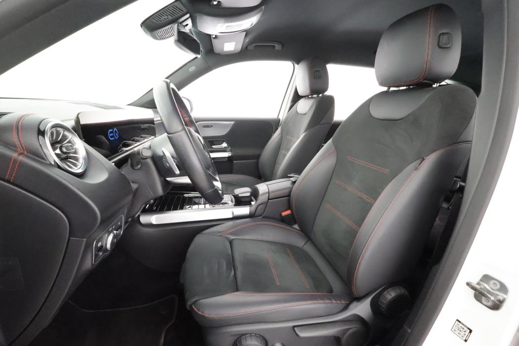 MERCEDES-BENZ EQB 2023