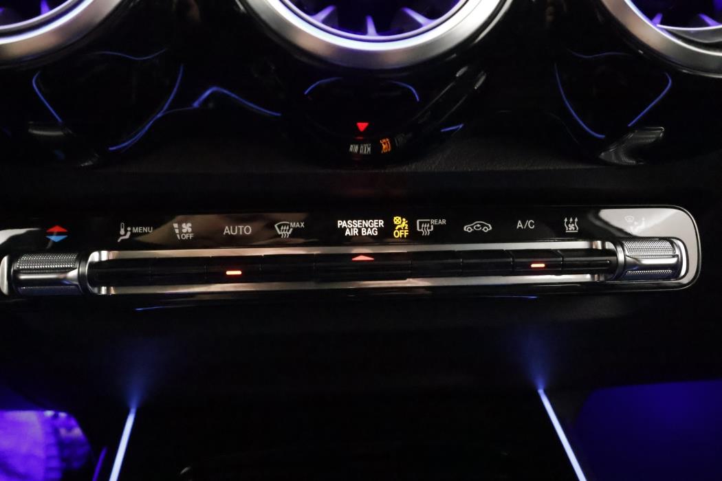 MERCEDES-BENZ EQB 2023