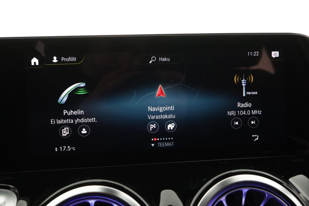 MERCEDES-BENZ EQB 2023