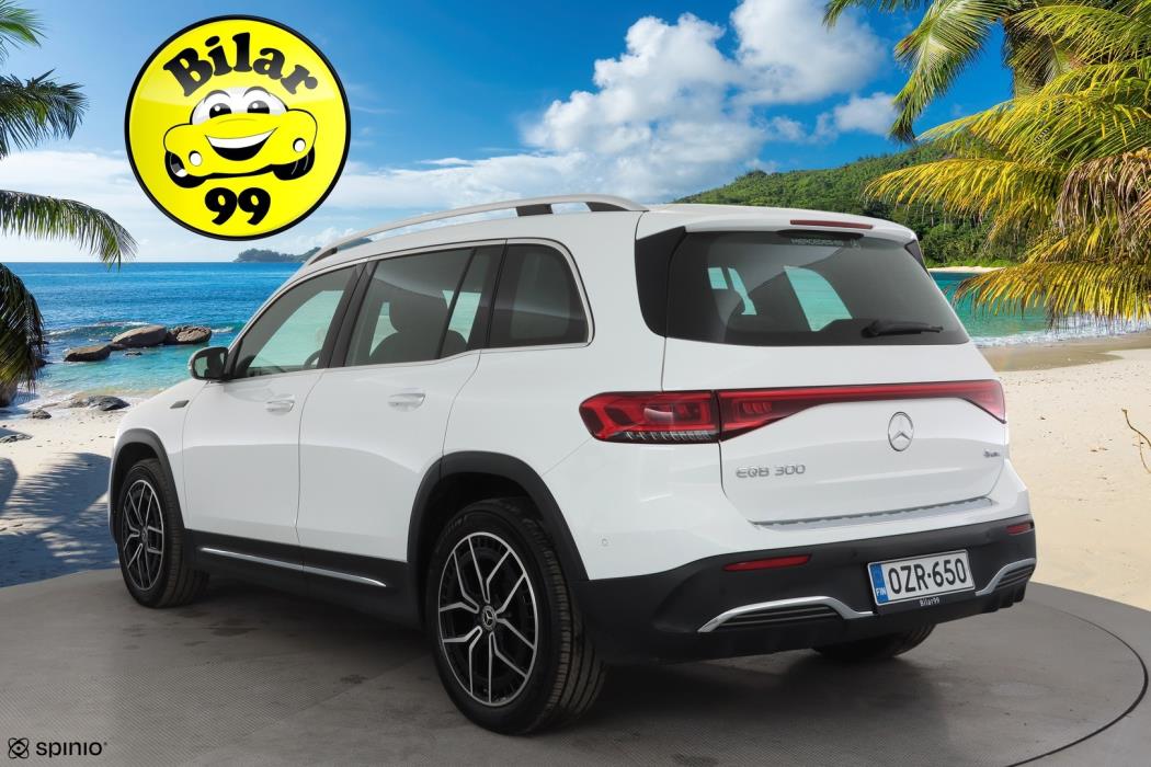 MERCEDES-BENZ EQB 2023