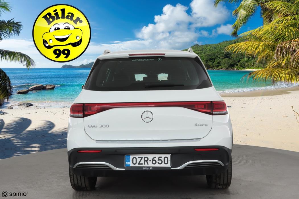 MERCEDES-BENZ EQB 2023