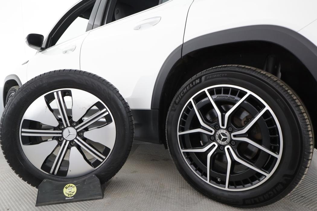 MERCEDES-BENZ EQB 2023