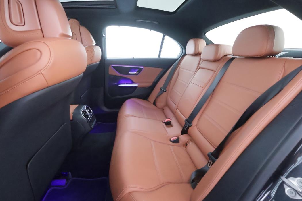 MERCEDES-BENZ C 2023