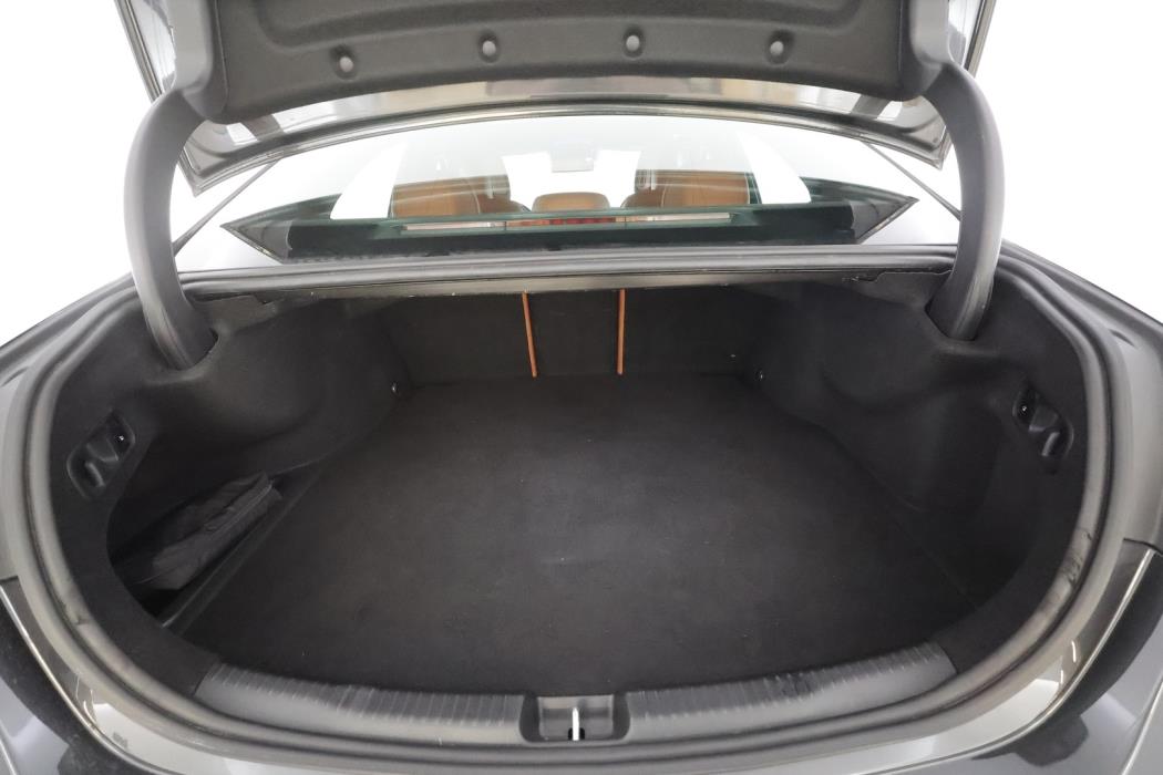 MERCEDES-BENZ C 2023