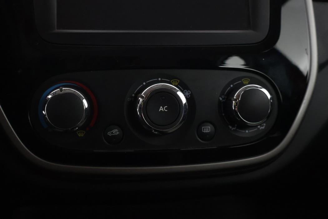 RENAULT Captur 2014