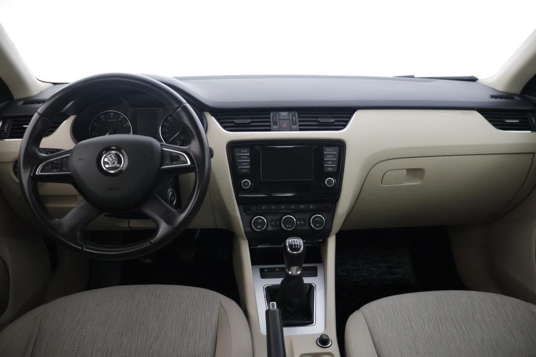 SKODA Octavia 2013