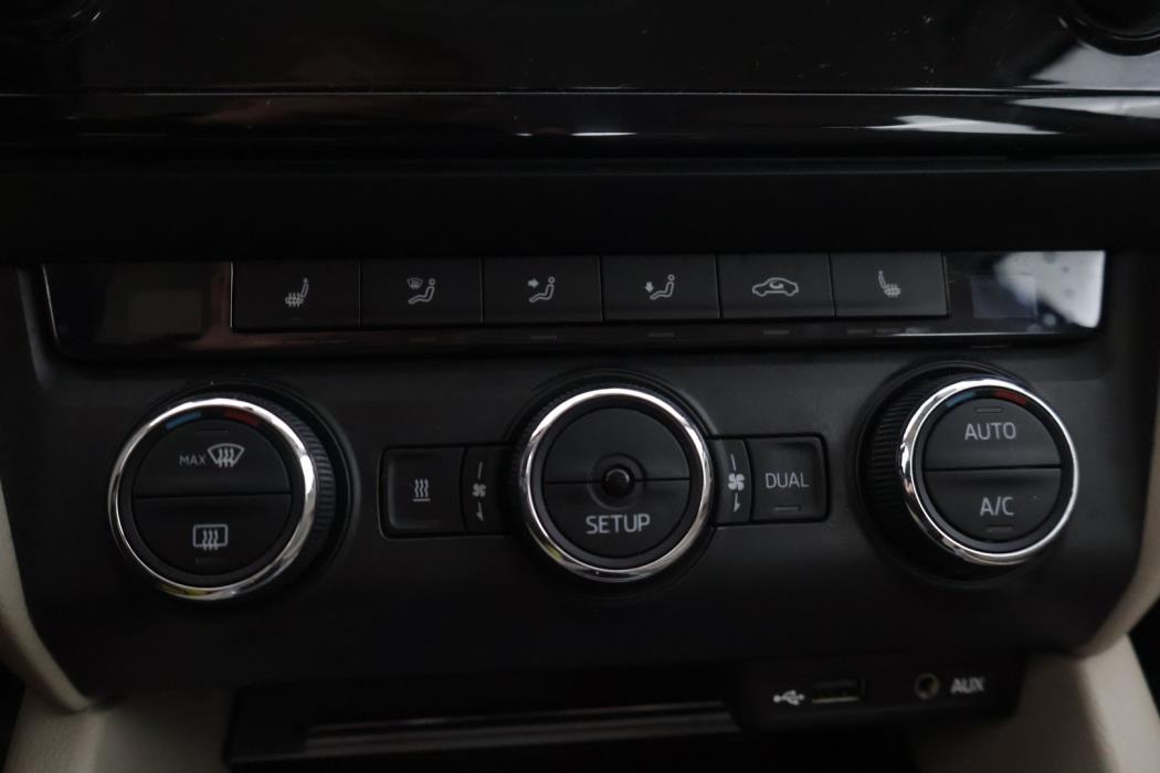 SKODA Octavia 2013