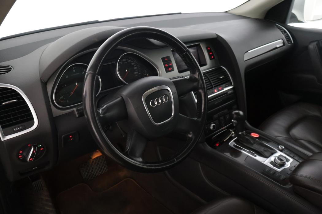 AUDI Q7 2010