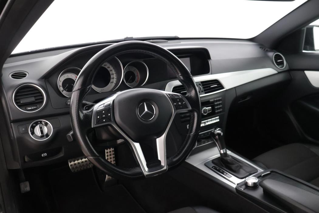 MERCEDES-BENZ C 2011