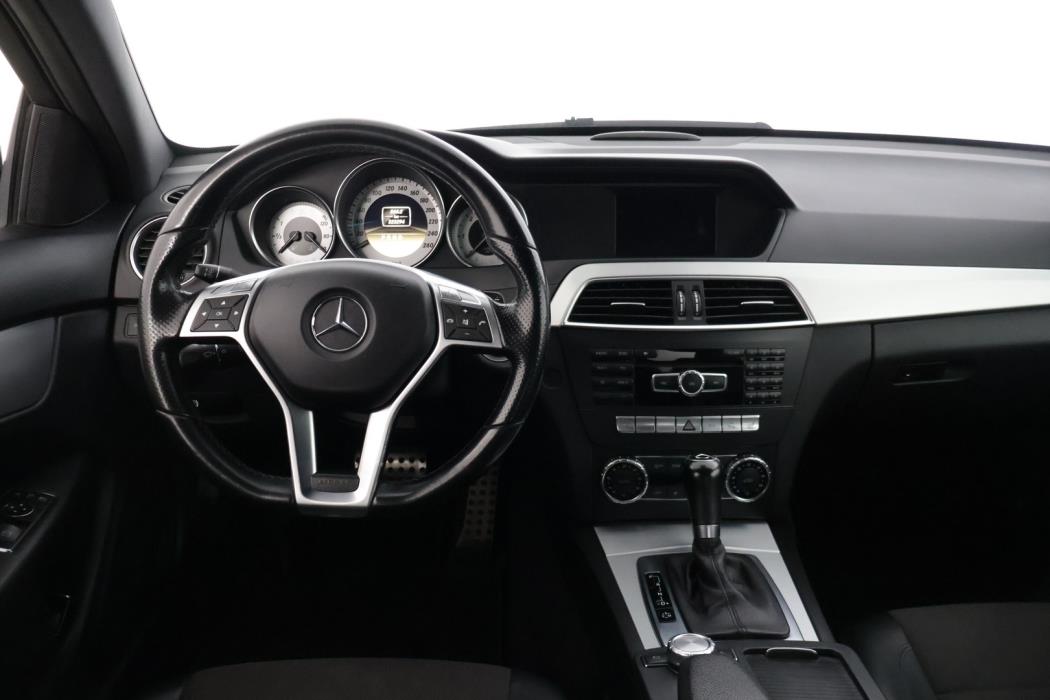 MERCEDES-BENZ C 2011