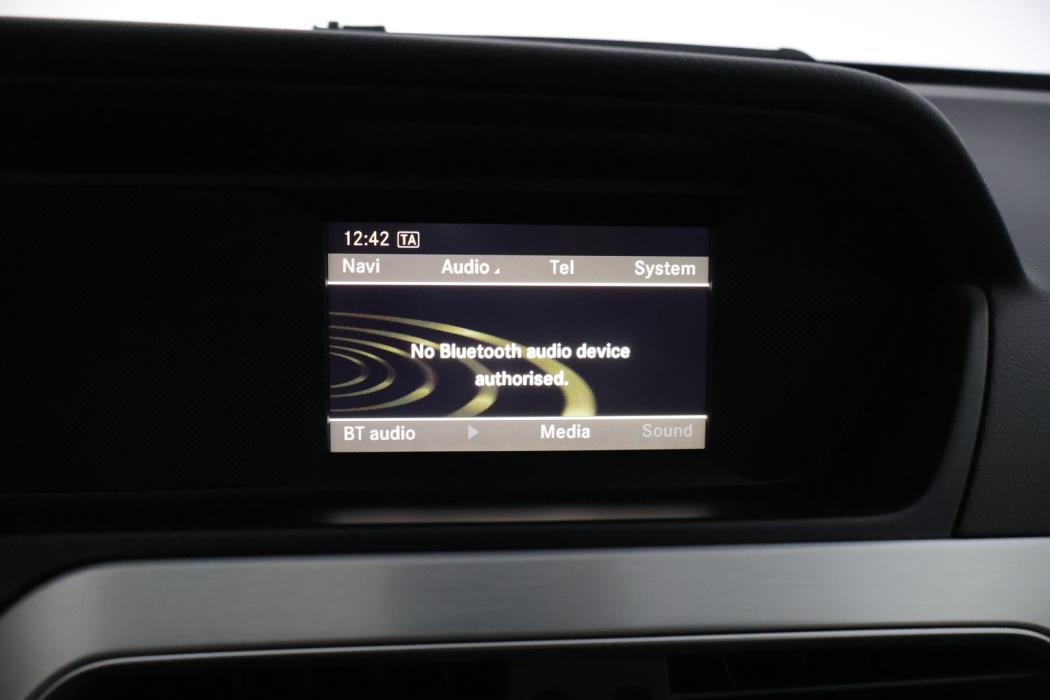 MERCEDES-BENZ C 2011