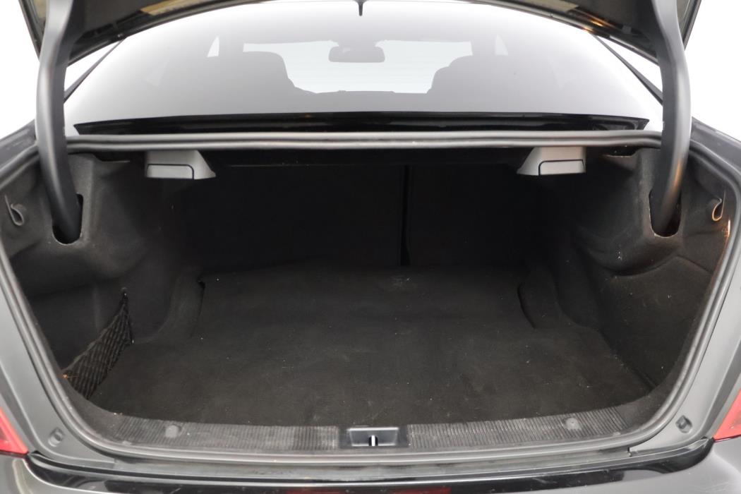 MERCEDES-BENZ C 2011