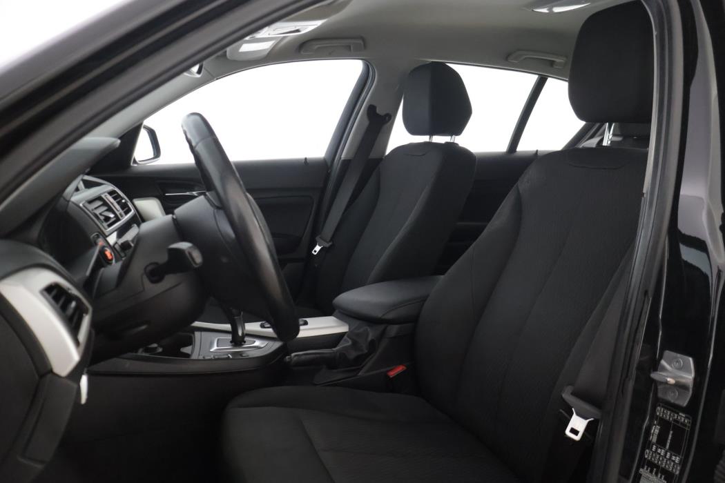 BMW 118 2017