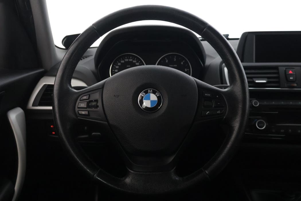 BMW 118 2017