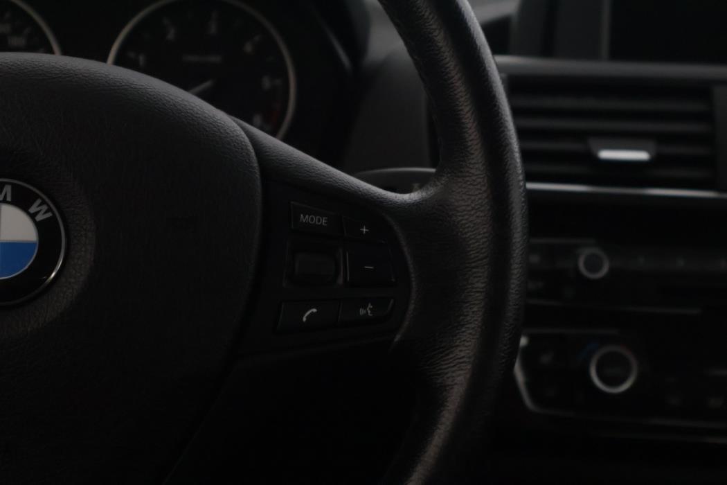 BMW 118 2017