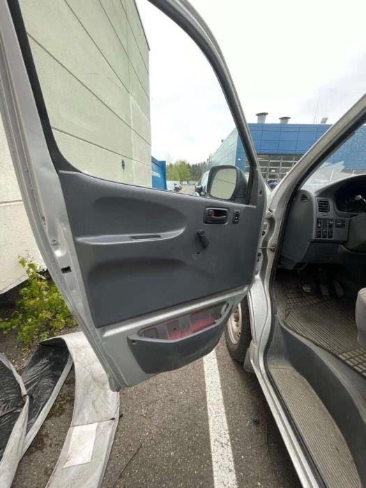 TOYOTA Hiace 2006