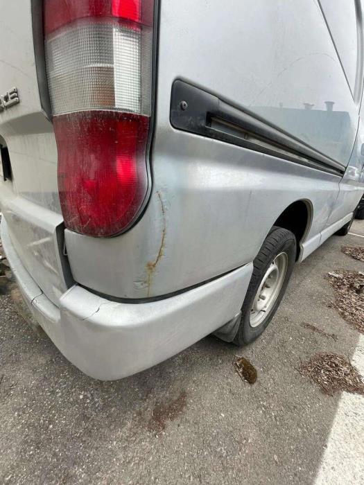 TOYOTA Hiace 2006