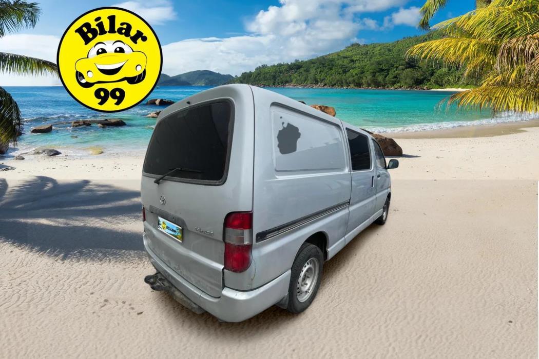 TOYOTA Hiace 2006