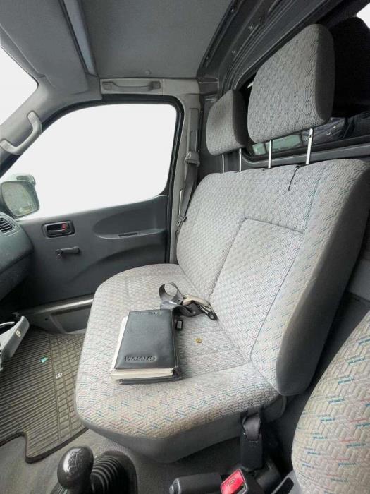 TOYOTA Hiace 2006