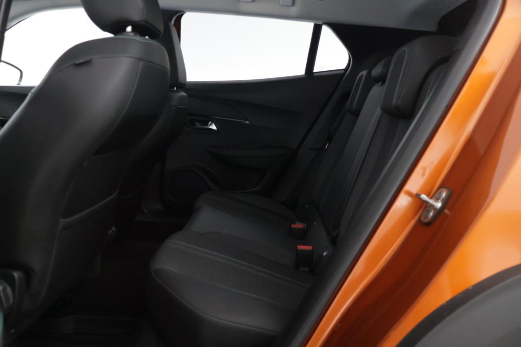 PEUGEOT 2008 2021