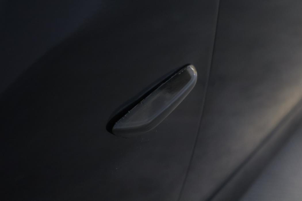 BMW 330 2008
