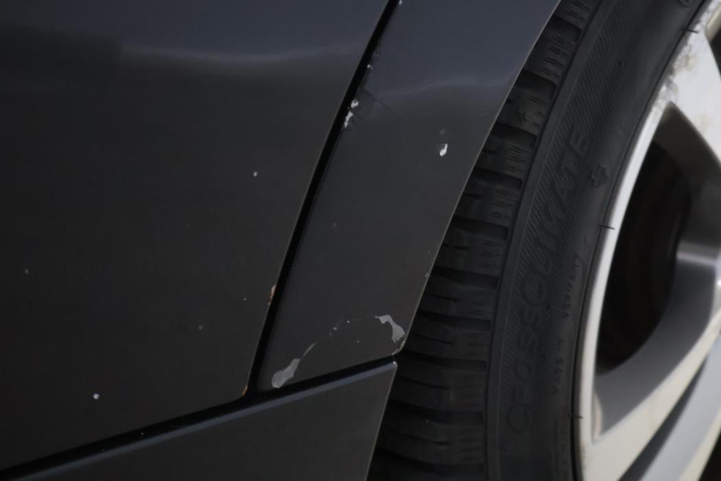 BMW 330 2008