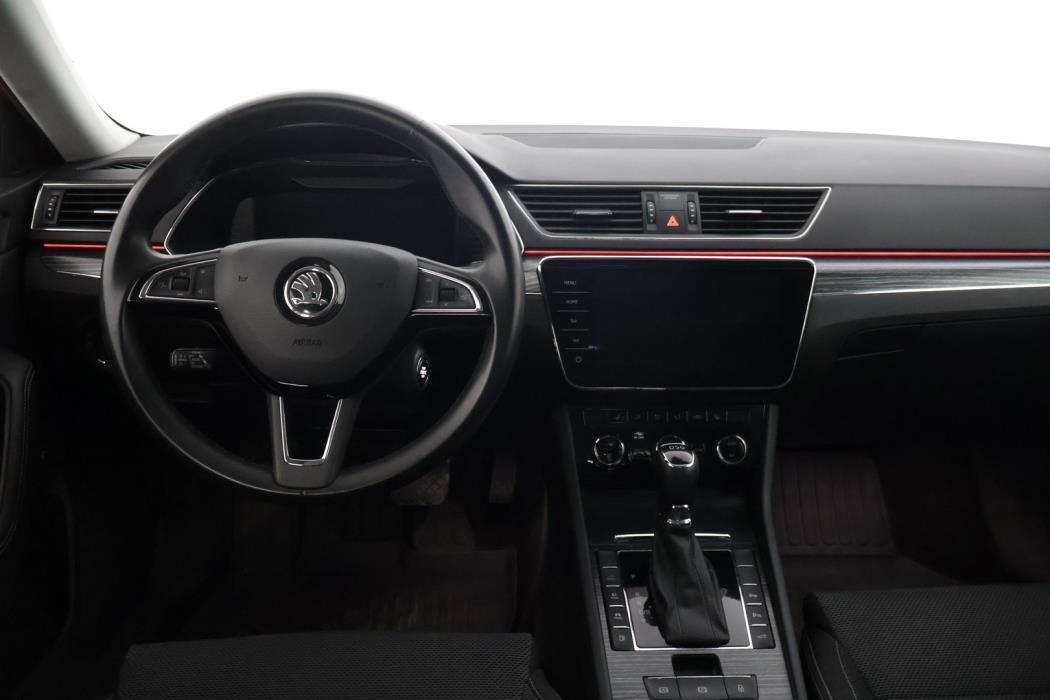 SKODA SUPERB 2020