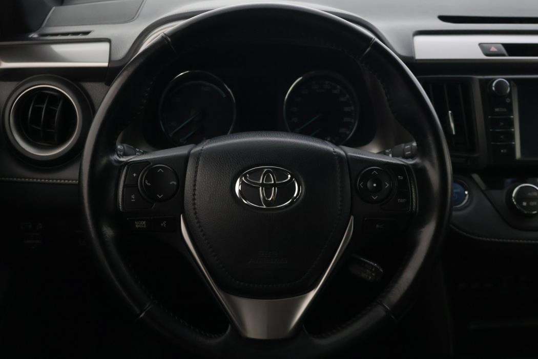 TOYOTA RAV4 2017