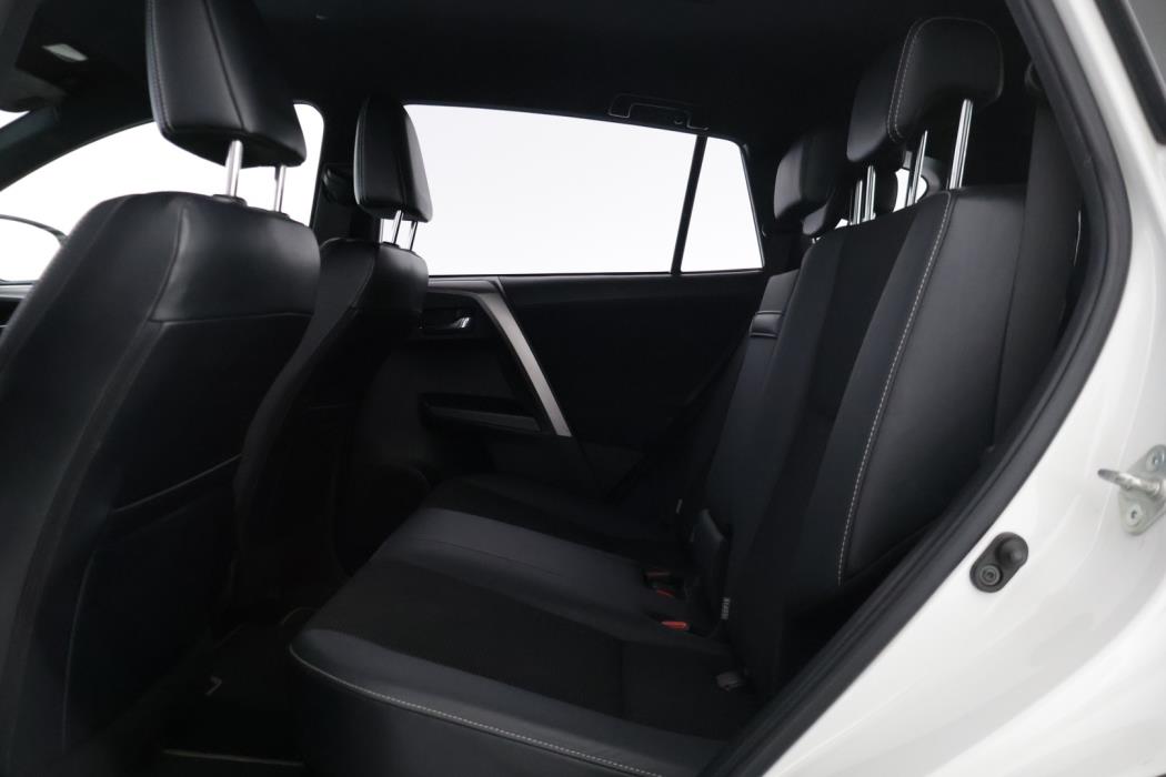 TOYOTA RAV4 2017