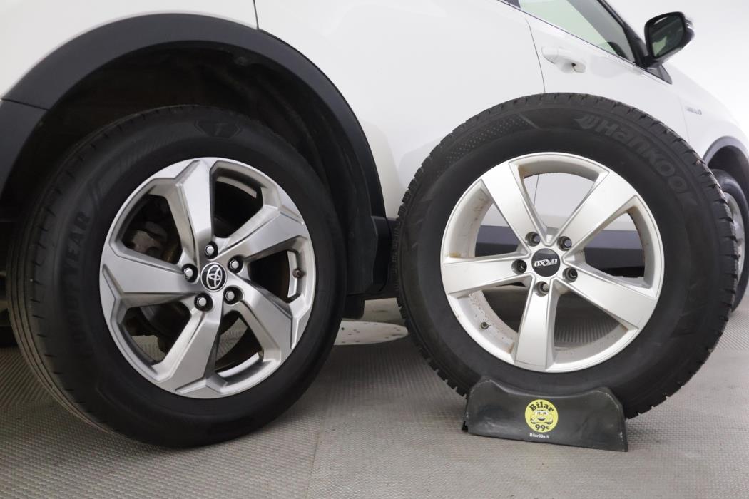 TOYOTA RAV4 2017