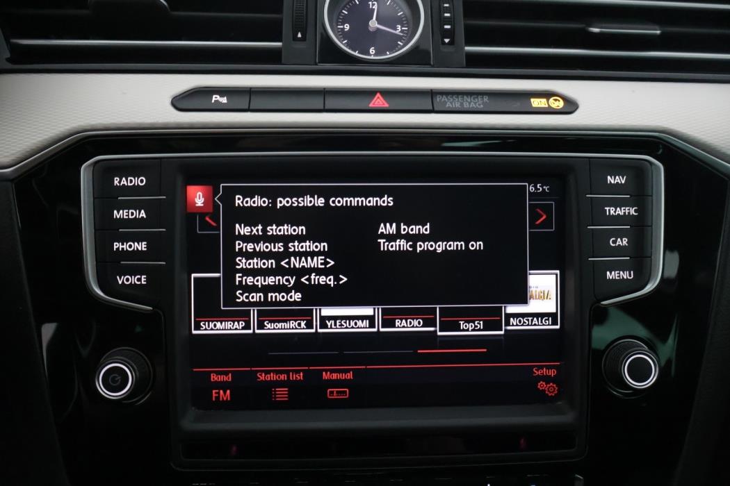 VOLKSWAGEN PASSAT 2016