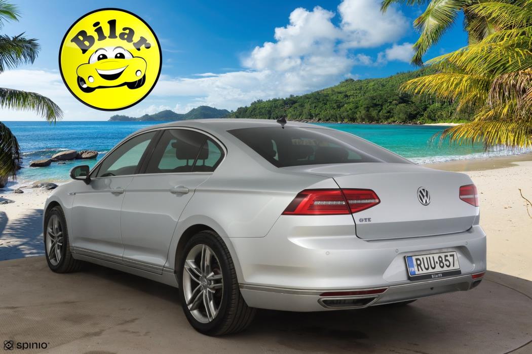 VOLKSWAGEN PASSAT 2016
