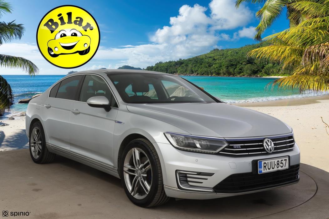 VOLKSWAGEN PASSAT 2016