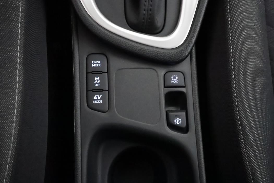 TOYOTA Yaris 2023