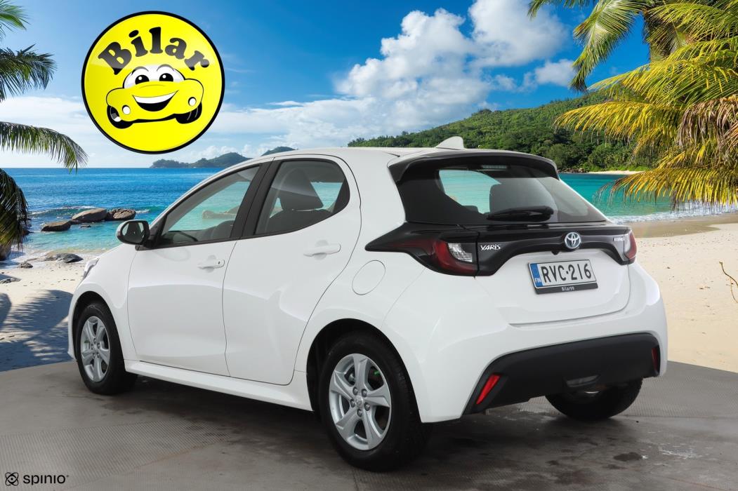 TOYOTA Yaris 2023