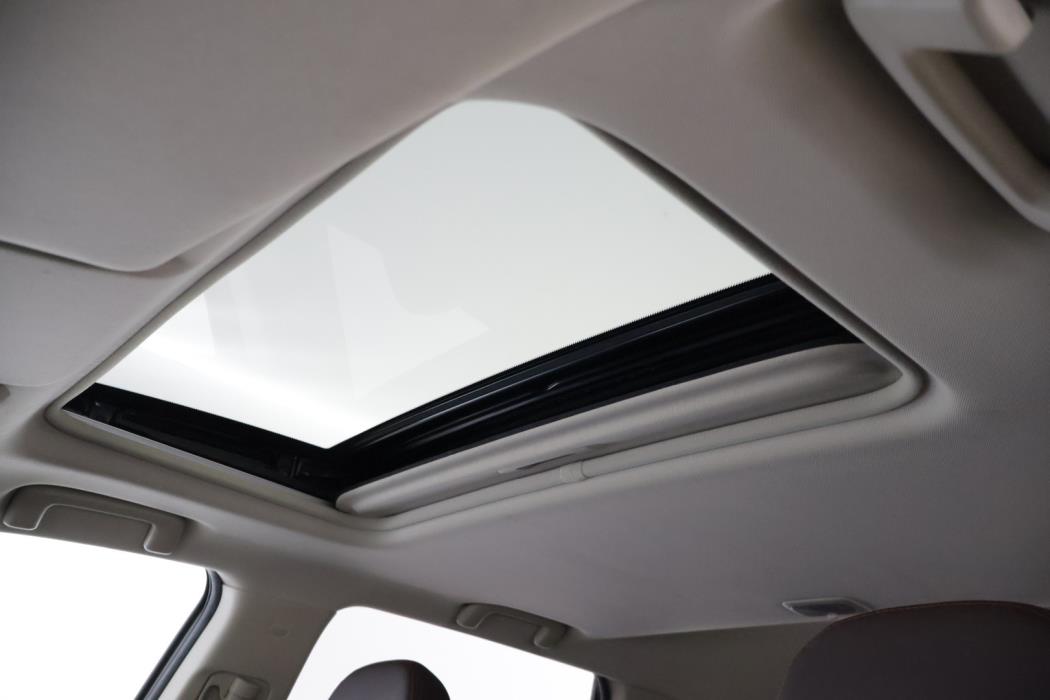 MITSUBISHI Outlander PHEV 2017