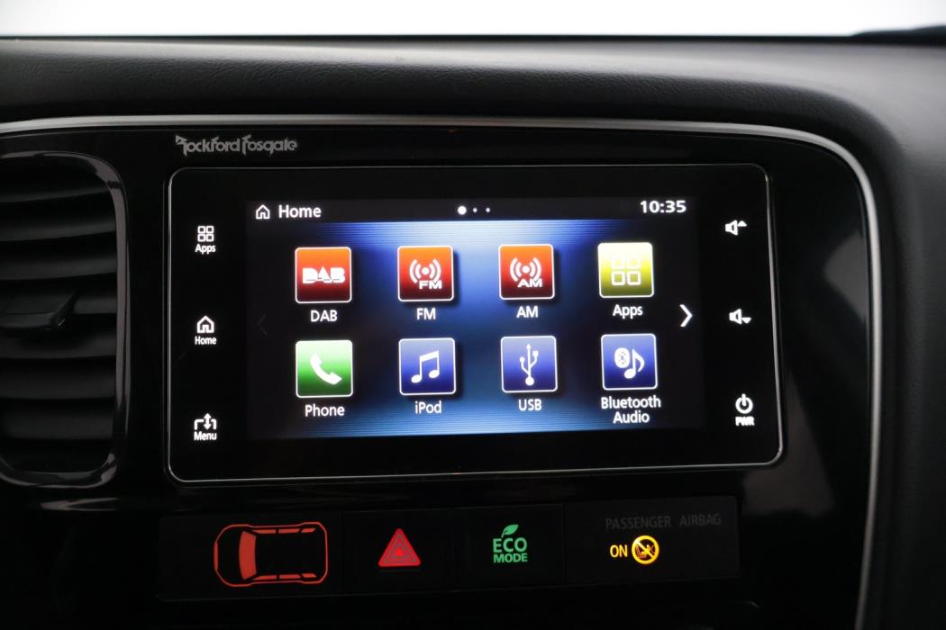 MITSUBISHI Outlander PHEV 2017