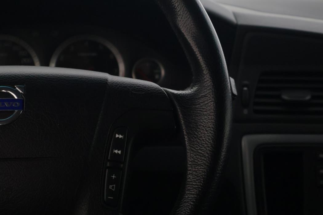 VOLVO V70 2007