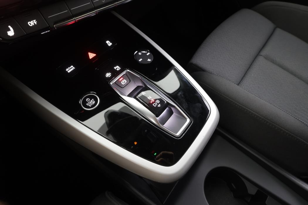 AUDI Q4 E-TRON 2022